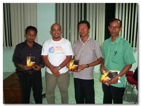 SEMINAR INTERNET SEHAT NIX 2011 - 6