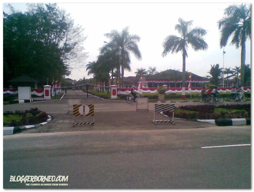 Putaran Jalan Depan Rumah Gubernur Kalimantan Barat