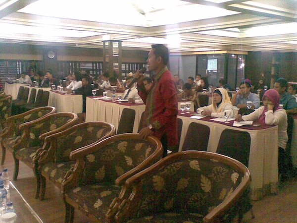 Para Peserta Diklatda I HIPMI Kalbar 2014