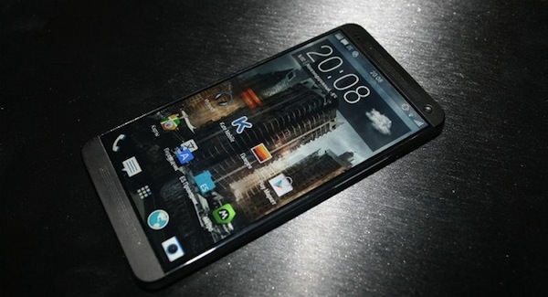 Sumber: http://gadget-tech.org/htc-desire-8-specifications-leaked-online/