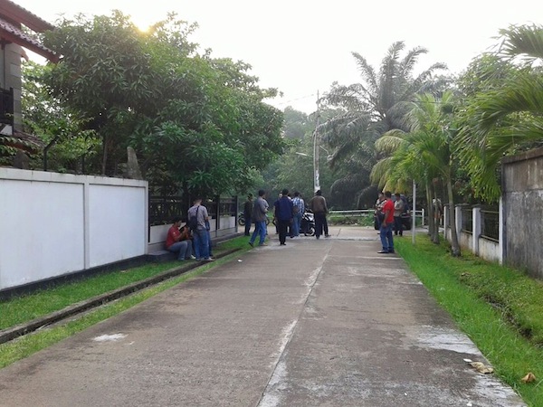 Situasi Didepan Jalan Masuk Menuju Sekretariat KAMMI Kalbar