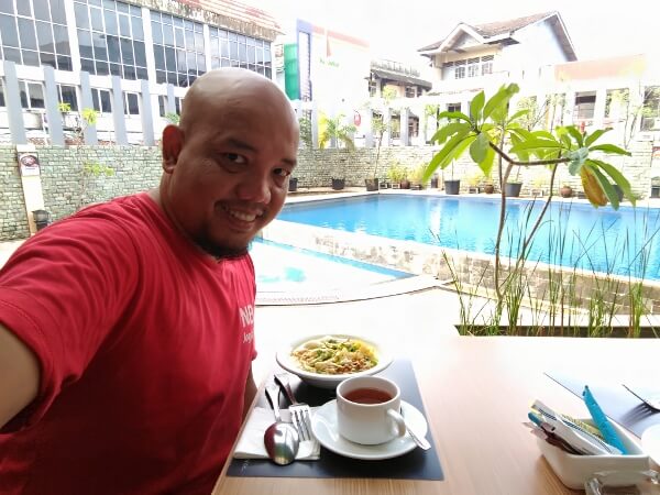Blogger Borneo Breakfast