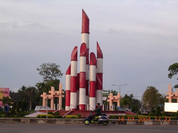 Tugu Digulis Pontianak Tahun 2004