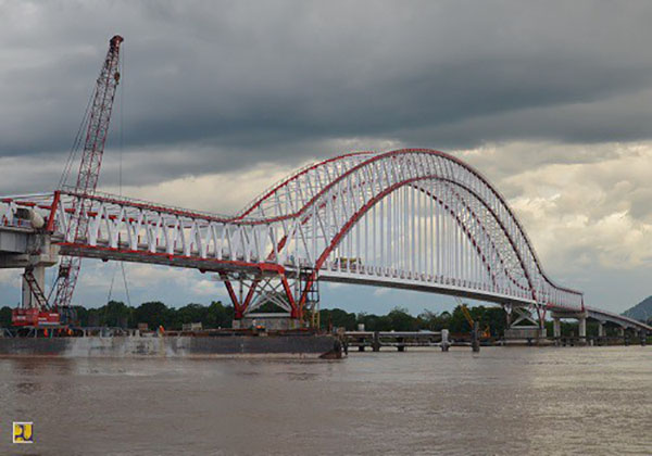Jembatan Tayan Terpanjang di Kalimantan