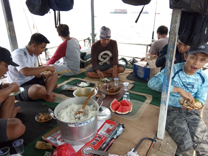 Rombongan Mancing Laut Pontianak