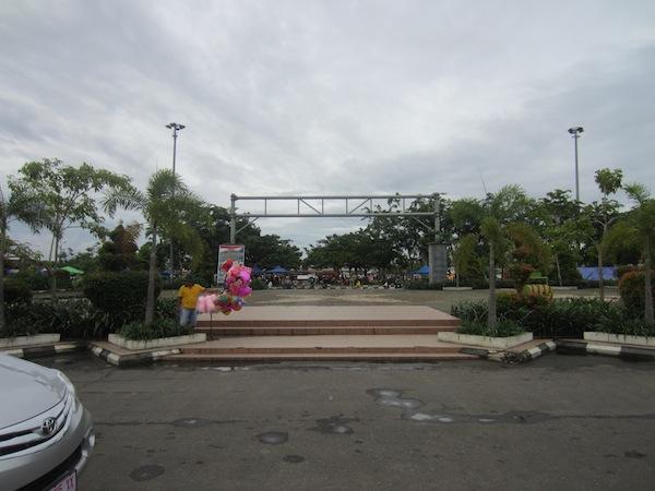 Taman Alun Kapuas Pontianak - Tampak Depan