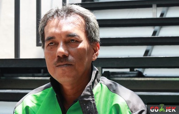 Thomas Sutana Tukang Gojek Calon Doktor